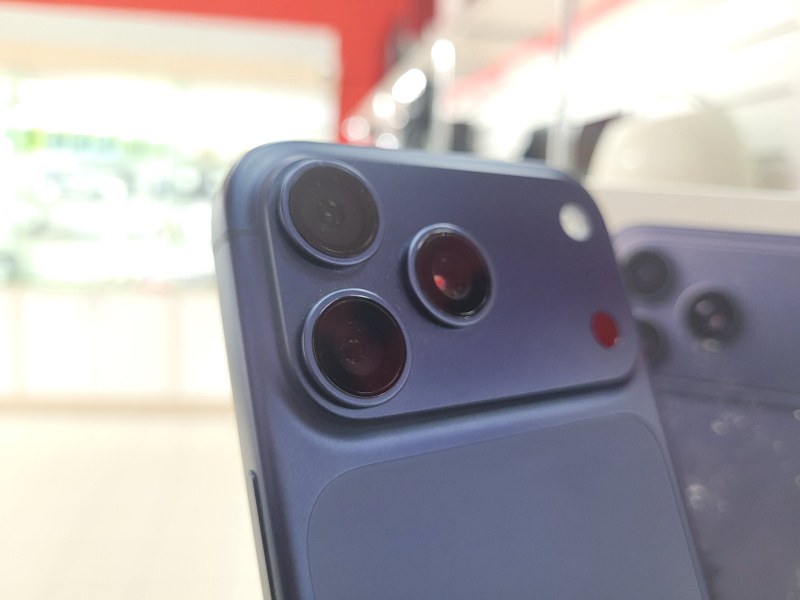 Мобильный телефон Apple iPhone 17 Pro Max