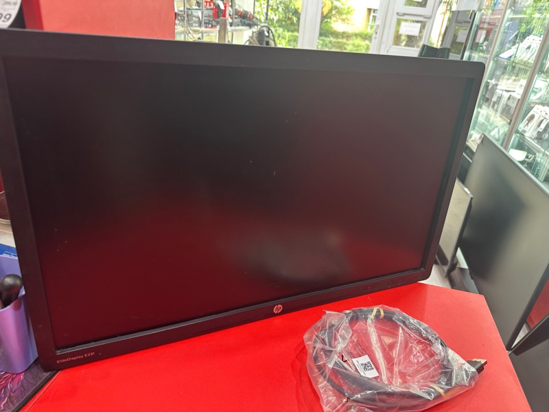 Монитор HP E231e